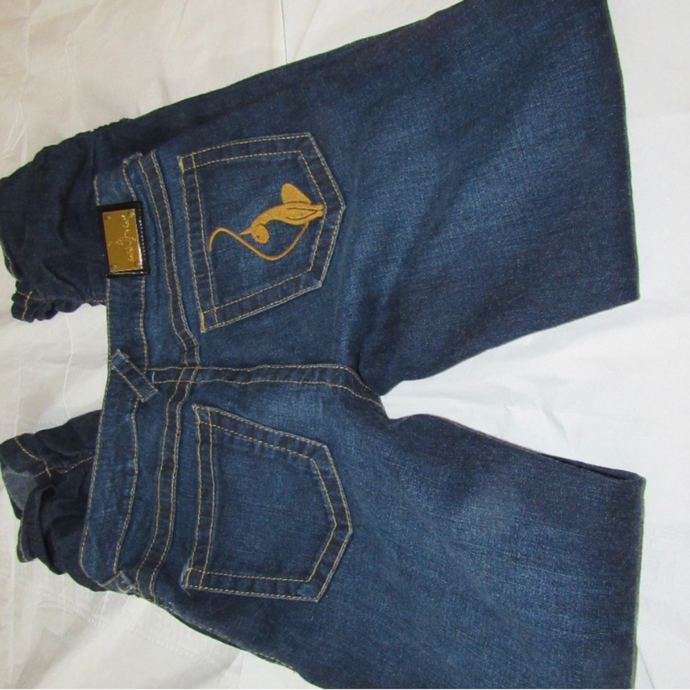 In Search Of !!!!! Size 3 or 5 !